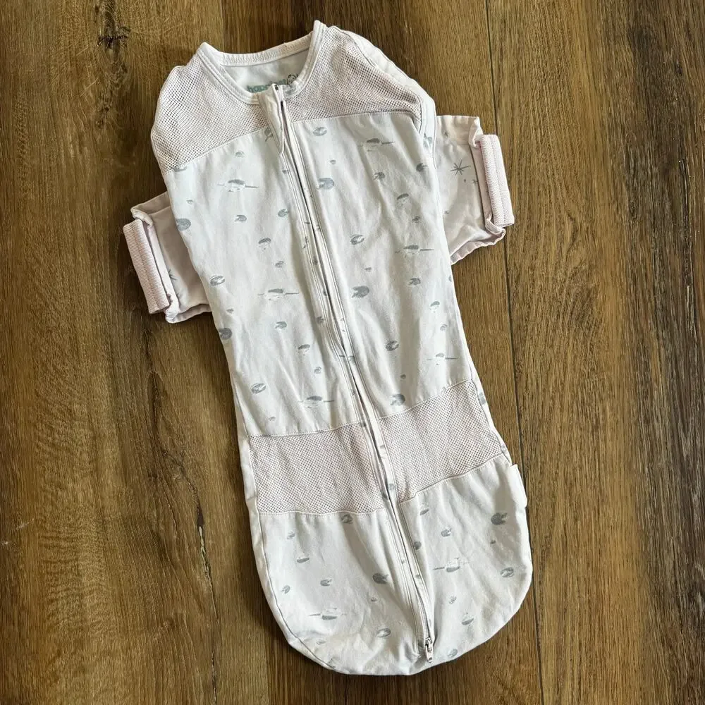 Happiest Baby SNOO Sleep Sack in a Planets Graphic Print